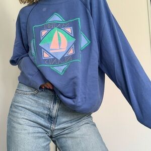 Beautiful Vintage Sweatshirt (size Small)